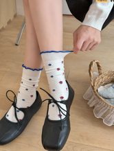 Scallop Dot Ankle Socks