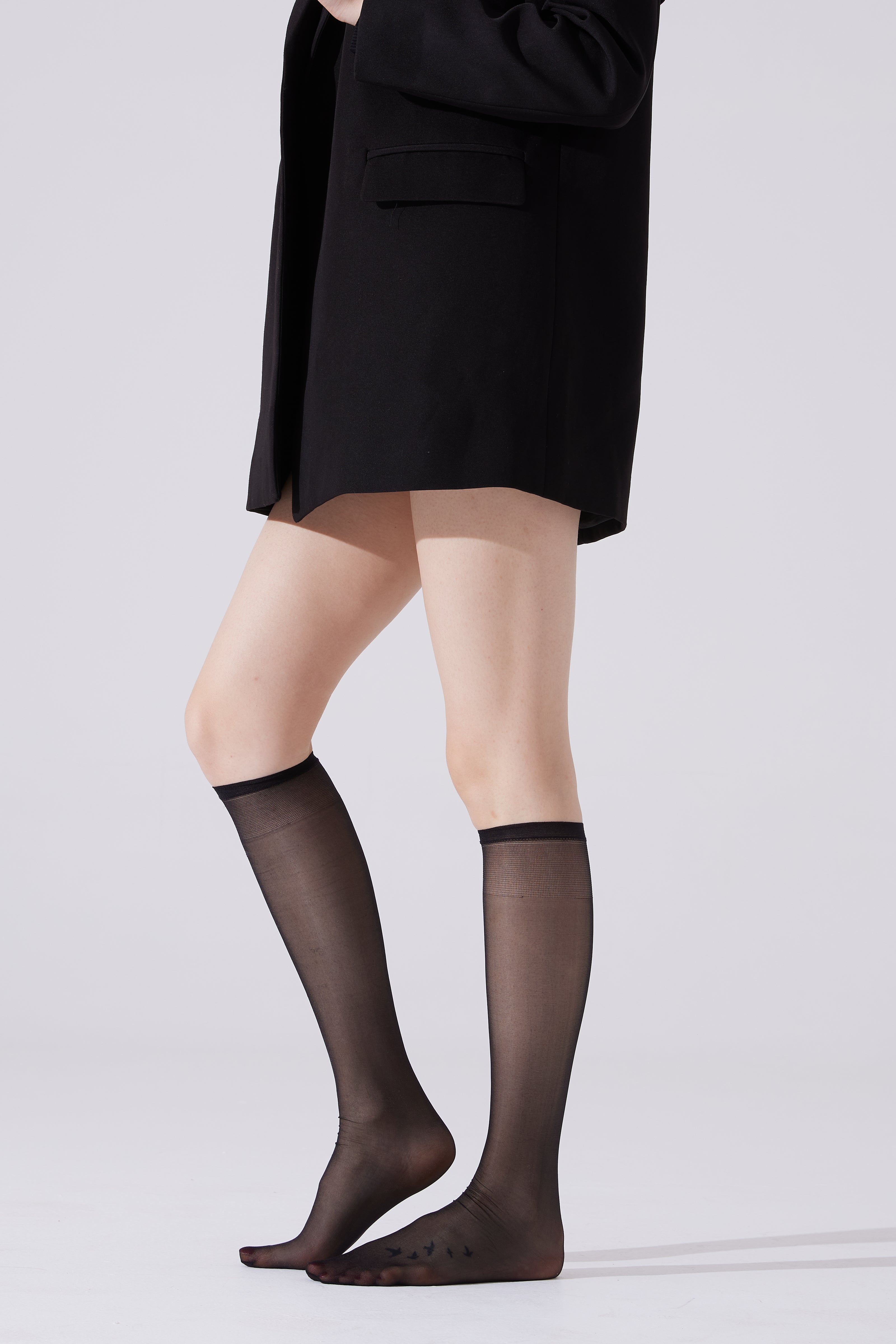 Evening hosiery styling
